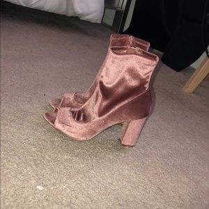 Steve Madden blush chunky bootie with peep toe